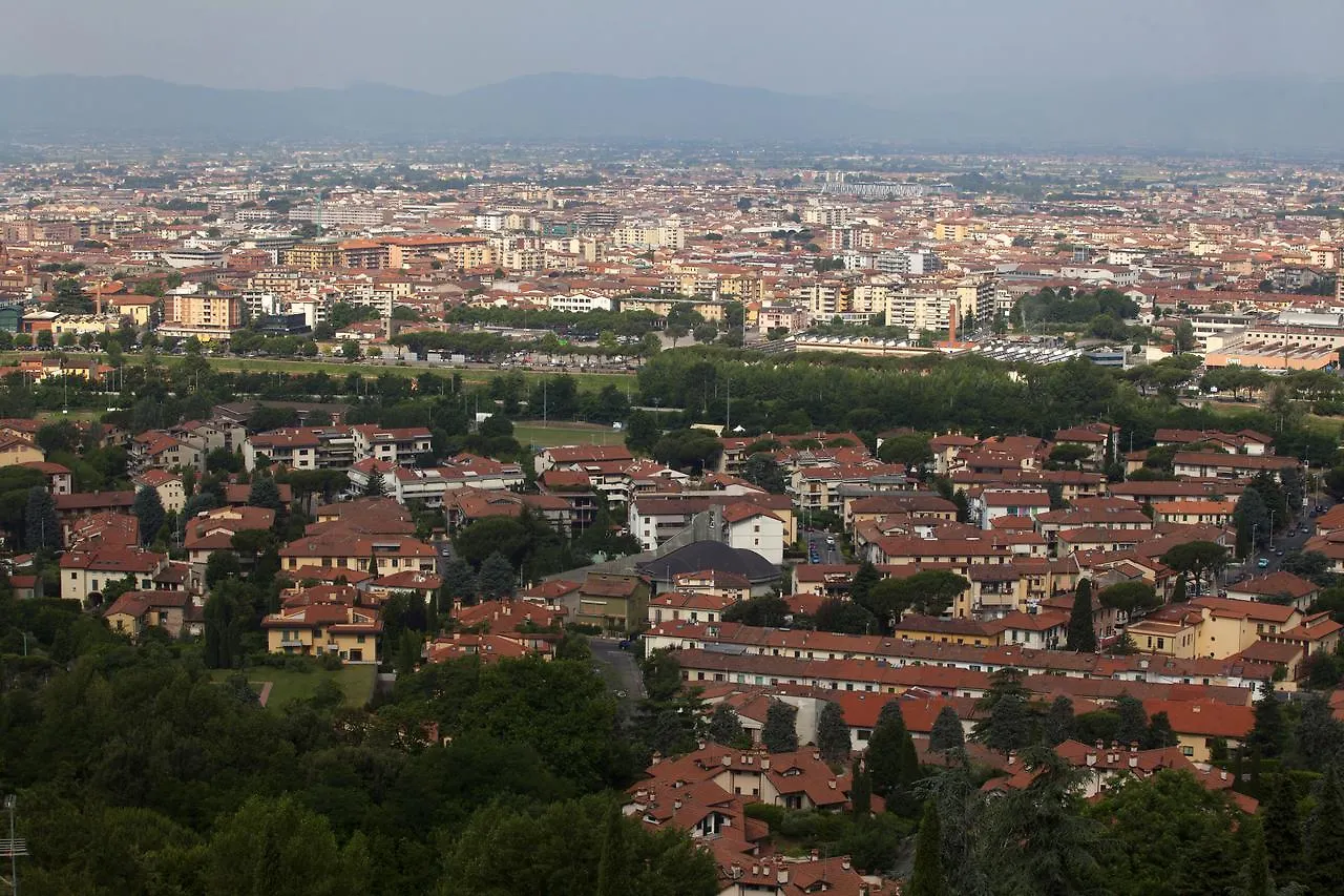 Apartments Calamai By The River Srl Prato   Prato (Prato)