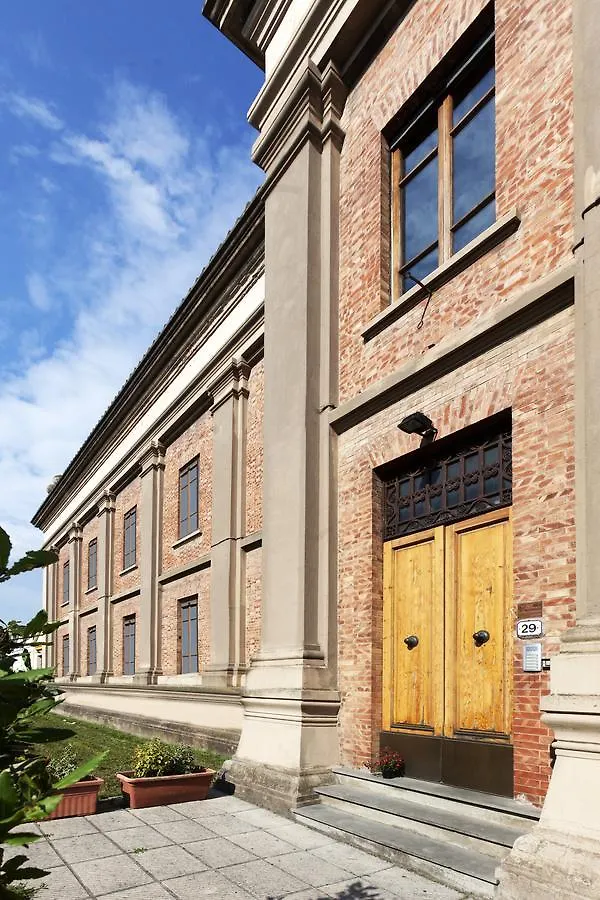 Apartments Calamai By The River Srl Prato  0*, Prato (Prato)