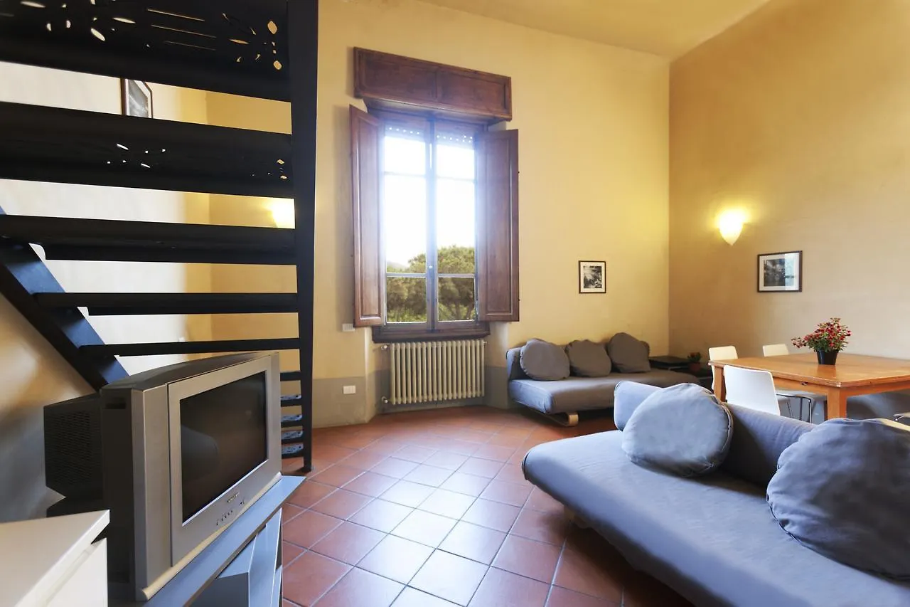 Apartments Calamai By The River Srl Prato