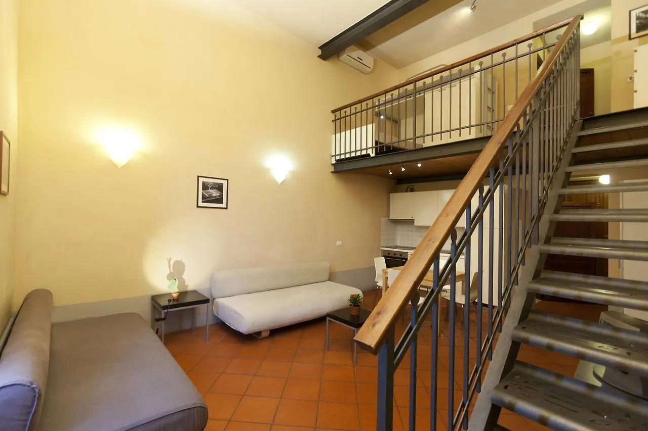 Apartments Calamai By The River Srl Prato